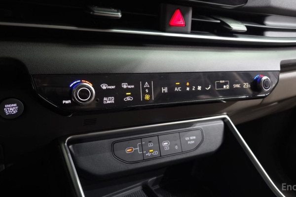 2024 Kia Carnival с пробегом 20 642 км