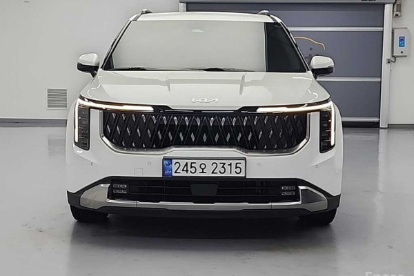 2024 Kia Carnival с пробегом 57 517 км