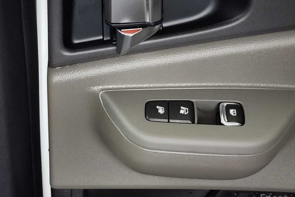 2024 Kia Carnival с пробегом 57 517 км