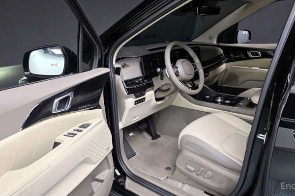 2024 Kia Carnival с пробегом 465 км