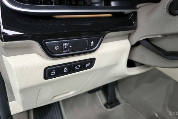 2024 Kia Carnival с пробегом 465 км