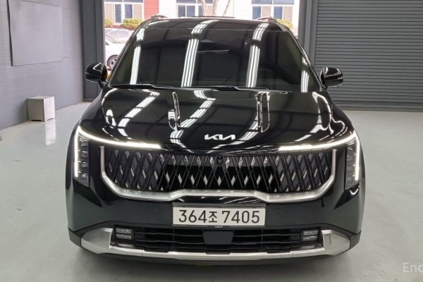 2024 Kia Carnival с пробегом 3 321 км