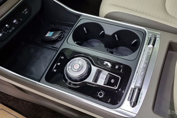 2024 Kia Carnival с пробегом 3 321 км