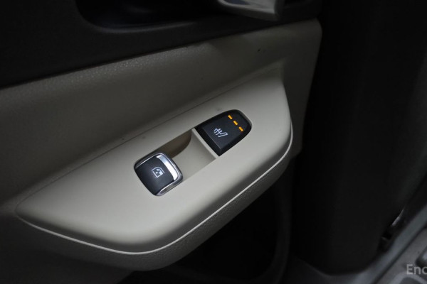 2025 Kia Carnival с пробегом 8 927 км