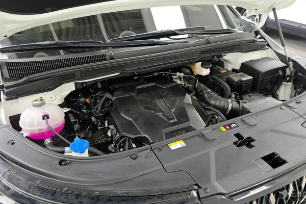 2024 Kia Carnival с пробегом 10 462 км