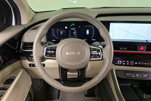 2024 Kia Carnival с пробегом 10 462 км