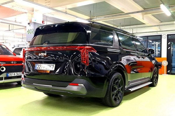2024 Kia Carnival с пробегом 41 292 км