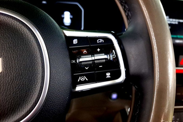 2024 Kia Carnival с пробегом 41 292 км