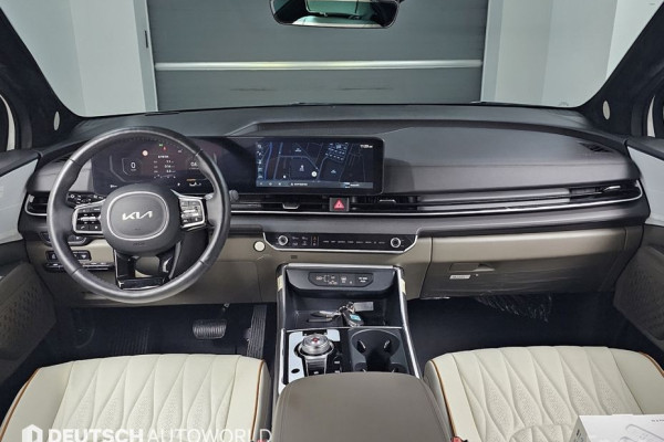 2024 Kia Carnival с пробегом 10 786 км