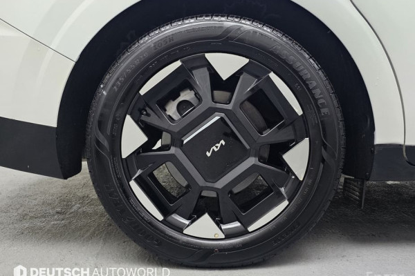 2024 Kia Carnival с пробегом 10 786 км