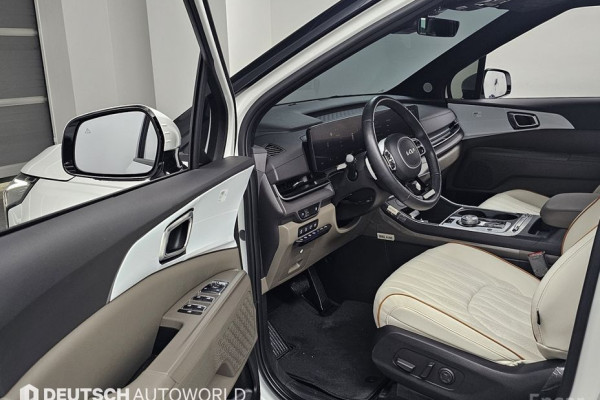 2024 Kia Carnival с пробегом 10 786 км