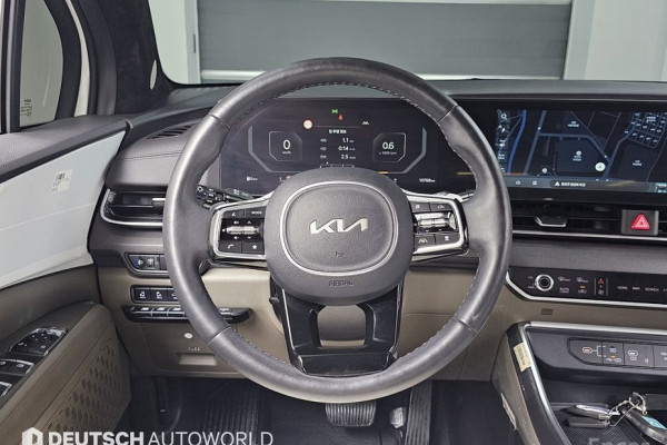 2024 Kia Carnival с пробегом 10 786 км