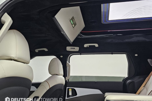 2024 Kia Carnival с пробегом 10 786 км