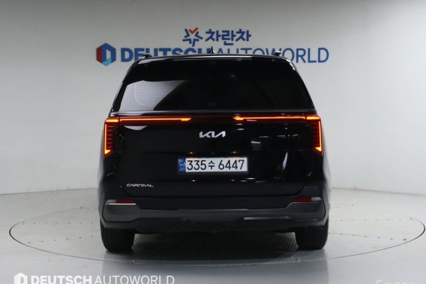 2024 Kia Carnival с пробегом 44 760 км