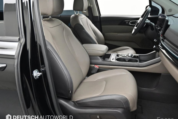 2024 Kia Carnival с пробегом 44 760 км