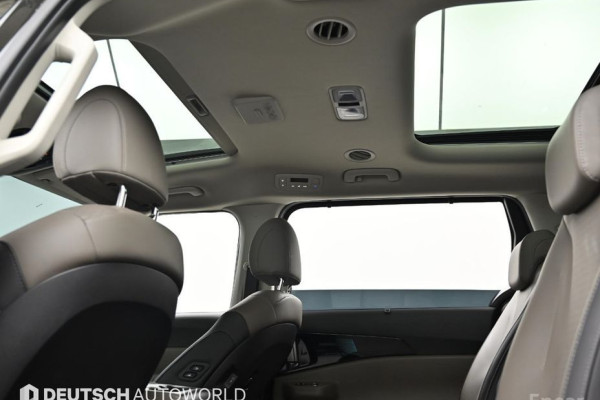 2024 Kia Carnival с пробегом 44 760 км