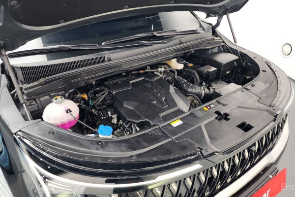 2024 Kia Carnival с пробегом 16 424 км