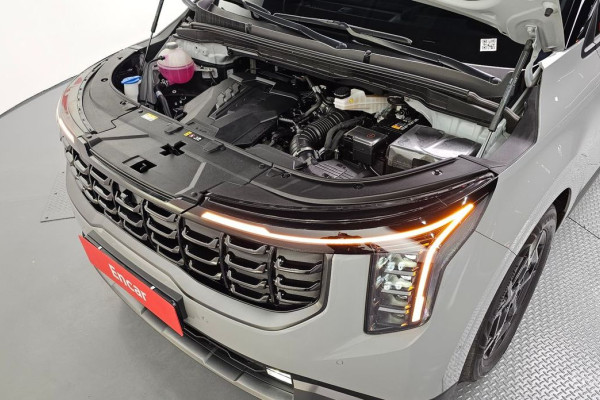 2024 Kia Carnival с пробегом 37 859 км