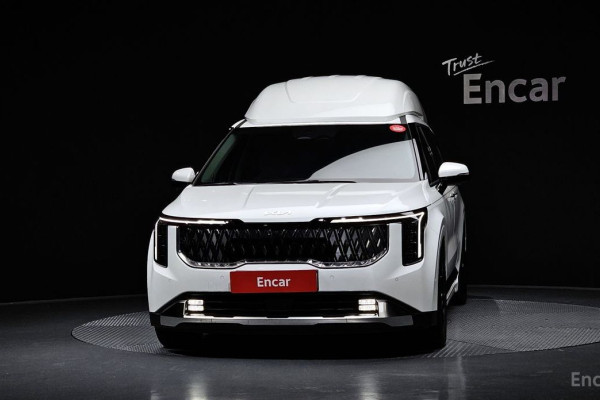 2024 Kia Carnival с пробегом 11 871 км