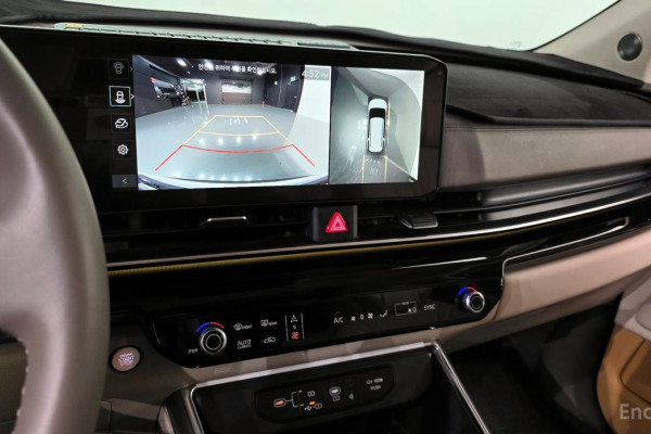 2024 Kia Carnival с пробегом 11 871 км