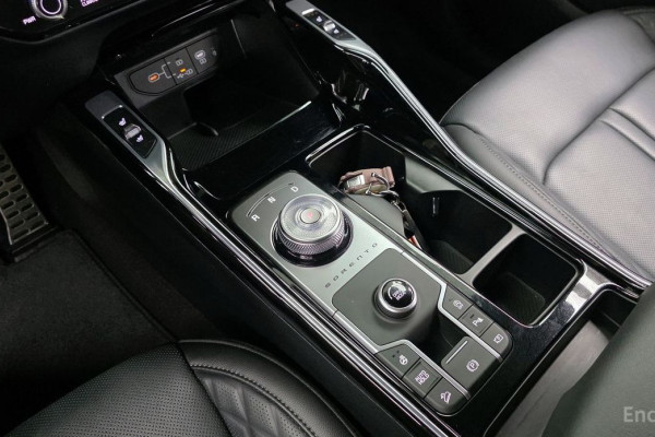 2024 Kia Sorento с пробегом 33 383 км