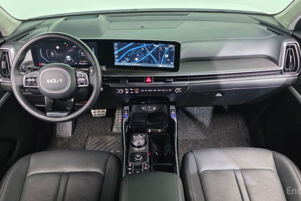 2023 Kia Sorento с пробегом 26 724 км