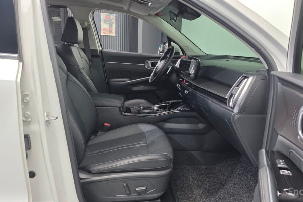 2023 Kia Sorento с пробегом 26 724 км