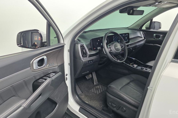 2023 Kia Sorento с пробегом 26 724 км