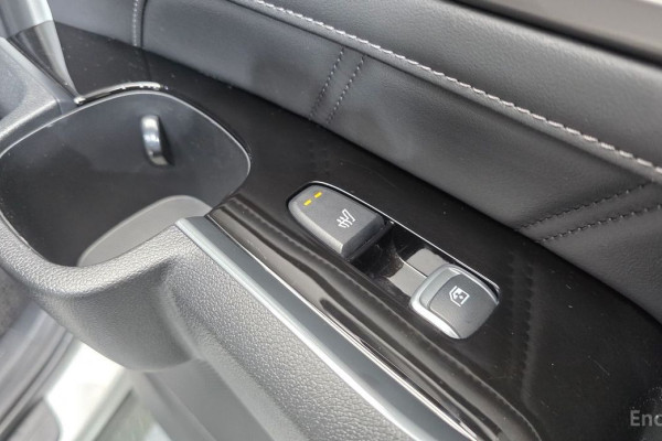 2023 Kia Sorento с пробегом 26 724 км