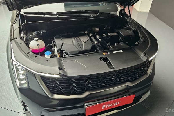 2024 Kia Sorento с пробегом 10 244 км