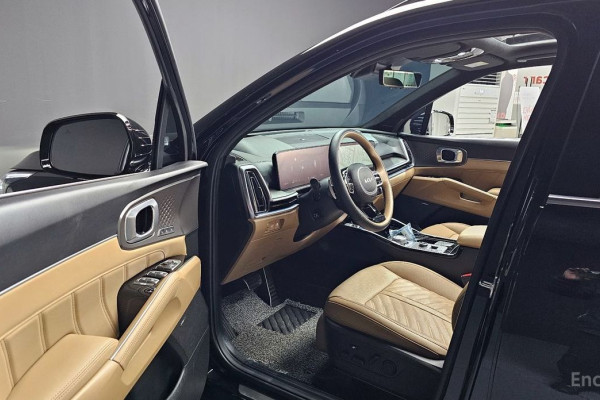 2024 Kia Sorento с пробегом 10 244 км