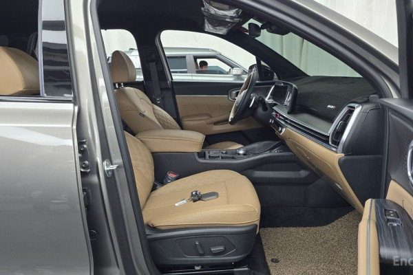 2024 Kia Sorento с пробегом 19 726 км