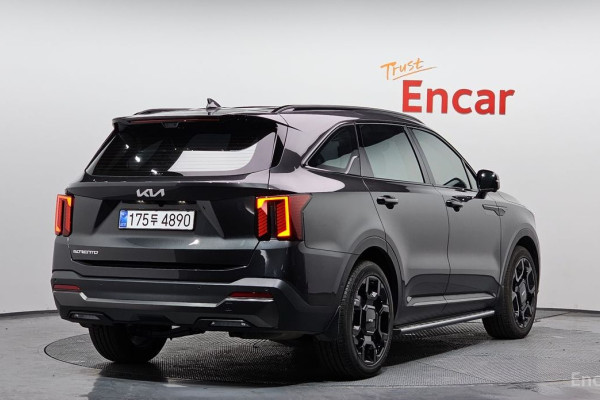 2025 Kia Sorento с пробегом 7 466 км