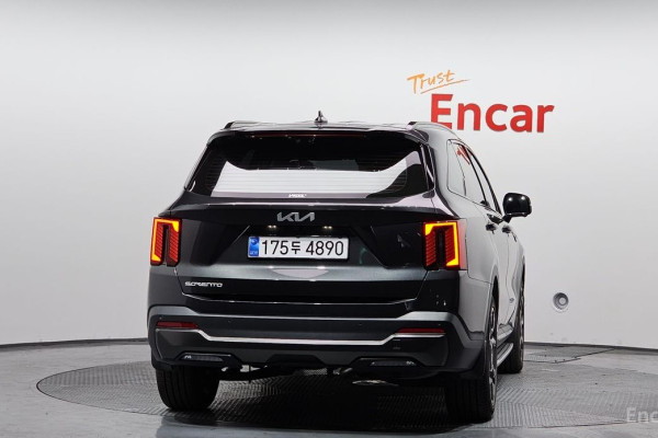 2025 Kia Sorento с пробегом 7 466 км