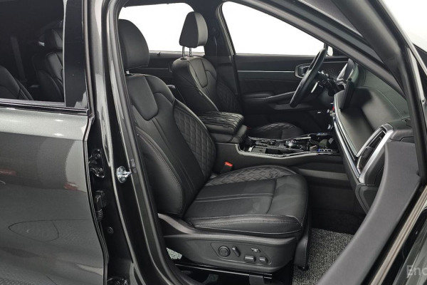 2025 Kia Sorento с пробегом 7 466 км