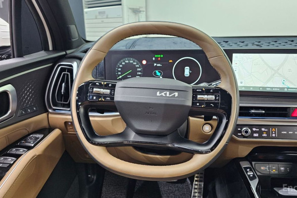 2025 Kia Sorento с пробегом 3 867 км