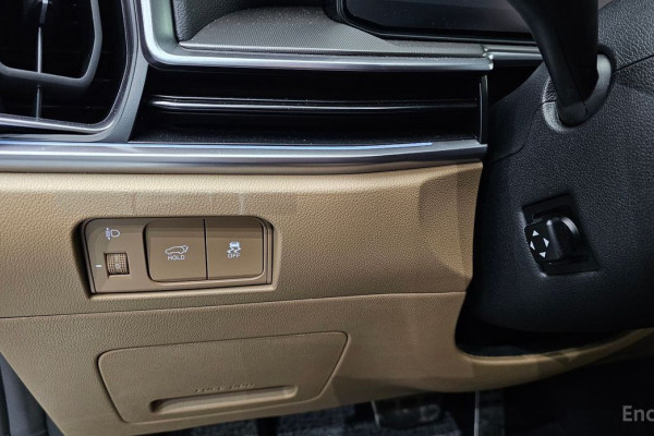 2025 Kia Sorento с пробегом 3 867 км