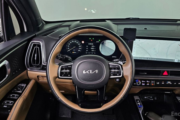2023 Kia Sorento с пробегом 63 112 км
