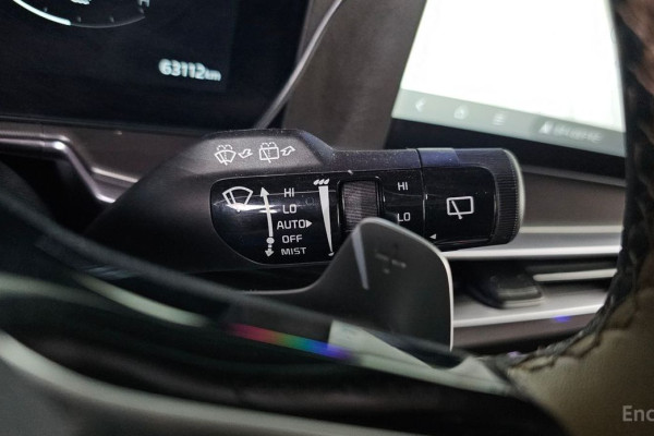 2023 Kia Sorento с пробегом 63 112 км