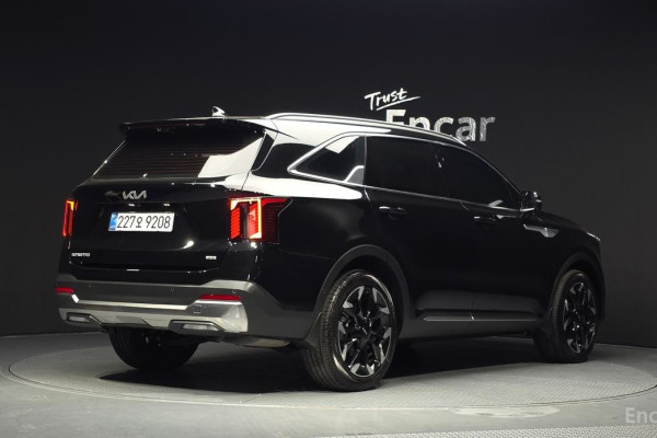 2026 Kia Sorento с пробегом 7 808 км