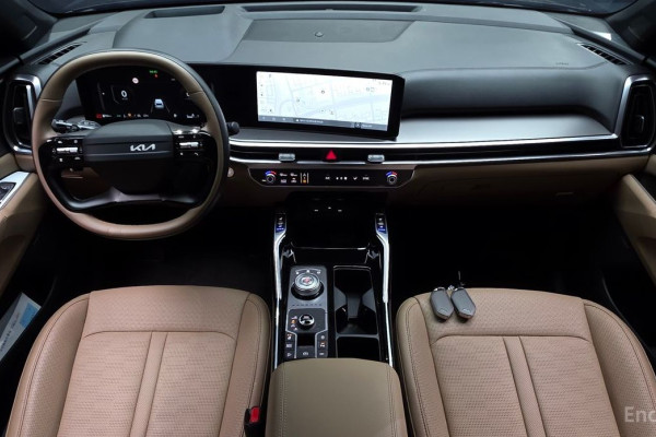 2026 Kia Sorento с пробегом 7 808 км