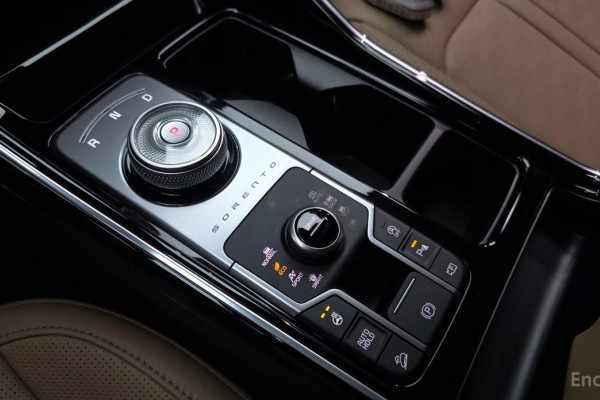 2026 Kia Sorento с пробегом 7 808 км