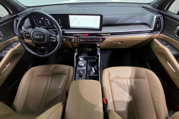 2023 Kia Sorento с пробегом 33 935 км