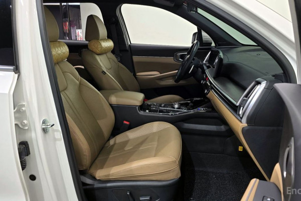 2023 Kia Sorento с пробегом 33 935 км