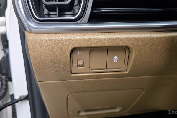 2023 Kia Sorento с пробегом 33 935 км