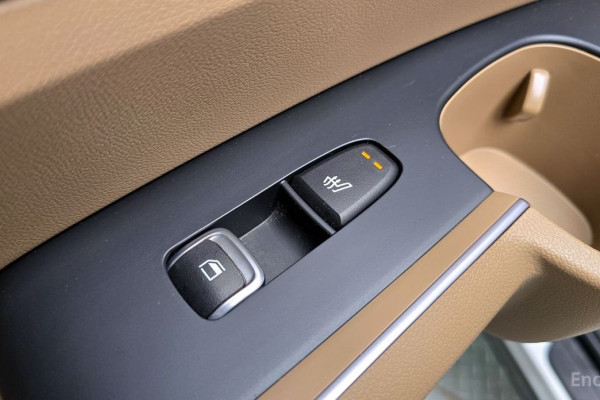 2023 Kia Sorento с пробегом 33 935 км