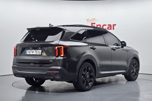 2024 Kia Sorento с пробегом 24 143 км