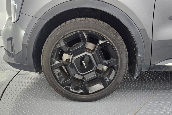 2024 Kia Sorento с пробегом 24 143 км