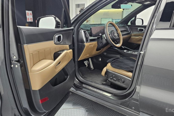 2024 Kia Sorento с пробегом 24 143 км