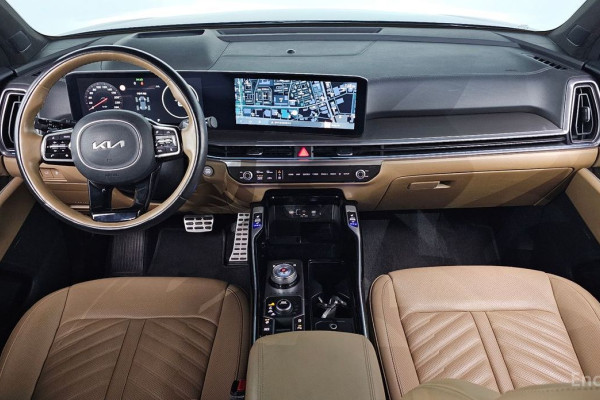 2023 Kia Sorento с пробегом 26 348 км